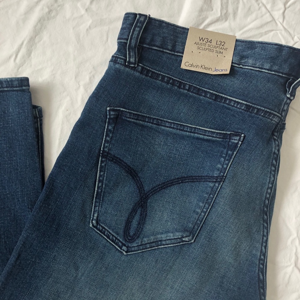 NWT Calvin Klein Jeans Dark Wash 34x32 - Picture 2 of 8